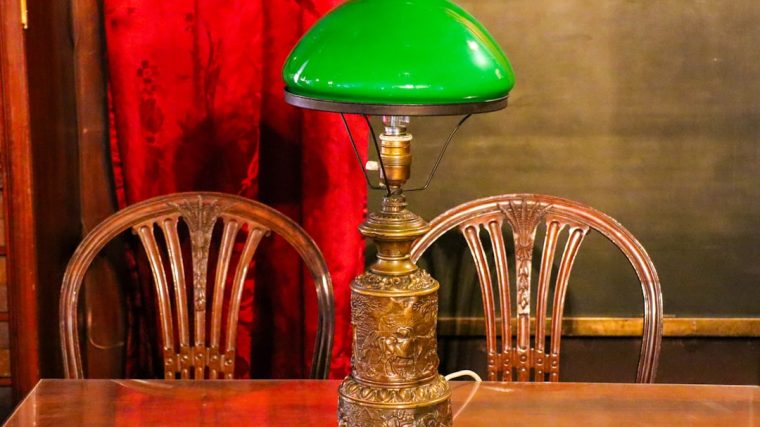Photo Bear Resin Table Lamp