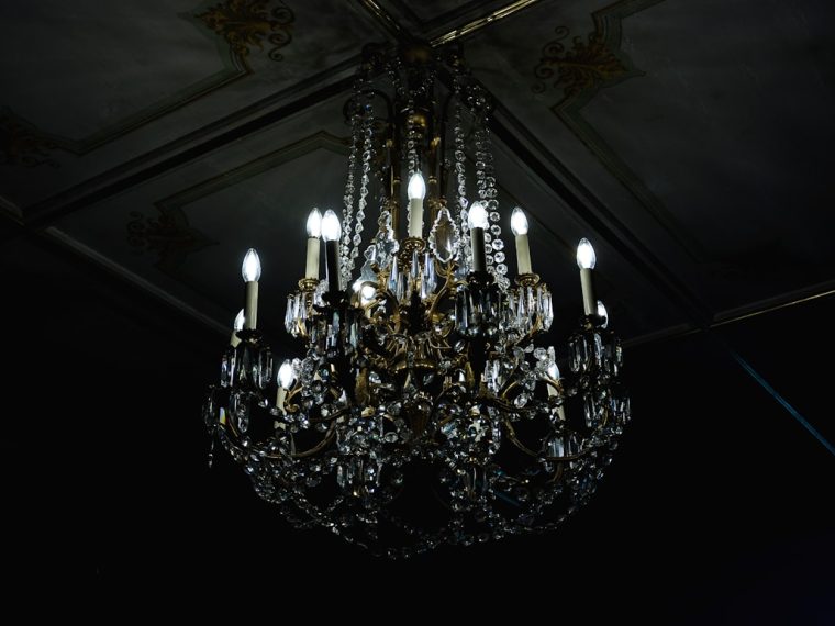 Photo Chandelier